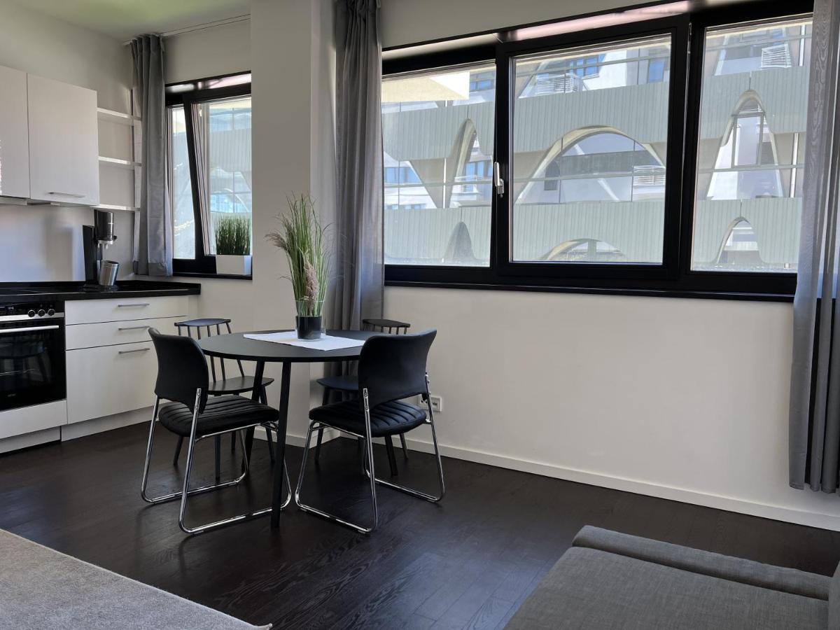 Luxury Waterfront Apartment Berlim Exterior foto